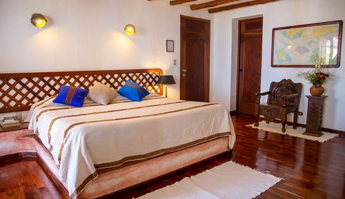 Luxury Room, 1 King Bed, Non Smoking, Lake View