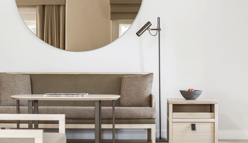 Room (City)