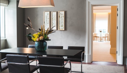 Suite (Como)