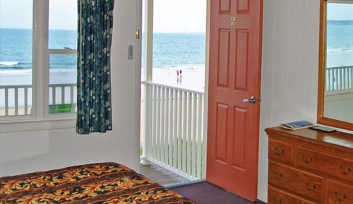 Ocean Front Kitchenette