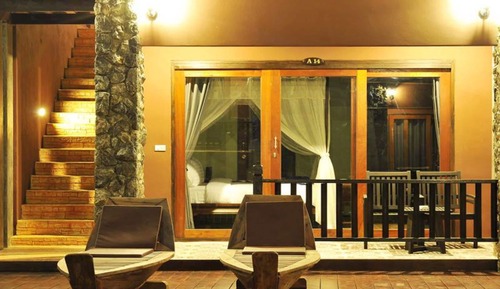 Superior Room, Pool Access