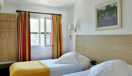 Family Room, Terrace