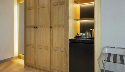 Deluxe Room, 2 Queen Beds, Non Smoking (City View)