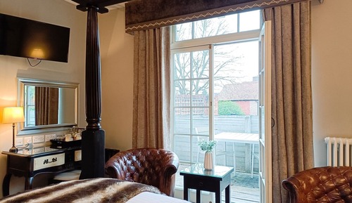 Deluxe Room, 1 King Bed