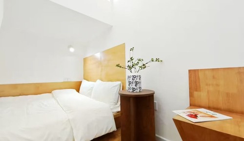 Comfort Triple Room