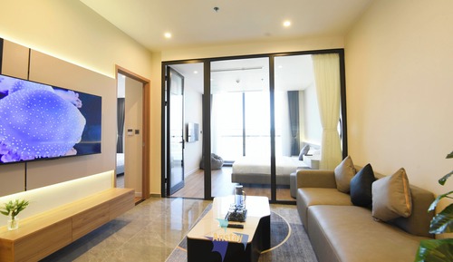City Apartment, Balcony, Beach View