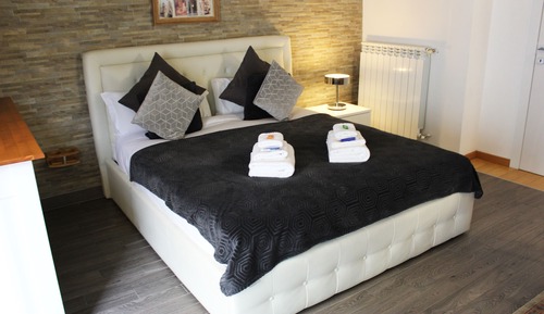 Family Suite, Courtyard View