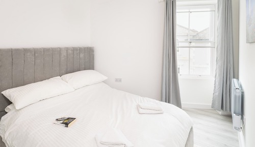 Apt 8: One Bedroom Superior, with View