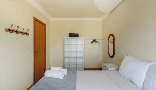 Basic Apartment