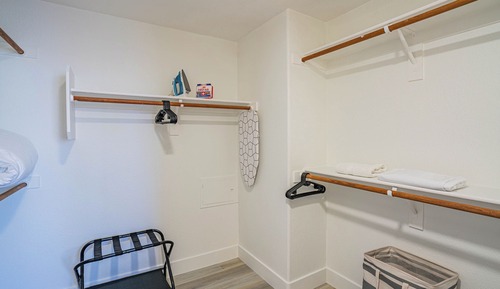 Luxury Apartment, 1 Bedroom, Non Smoking, Pool View