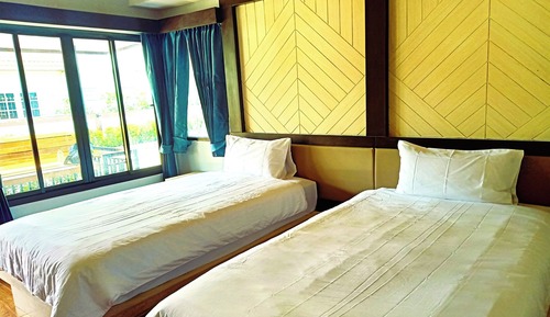 Superior Twin Room