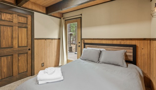 Signature Cabin, 3 Bedrooms, Non Smoking, Kitchen