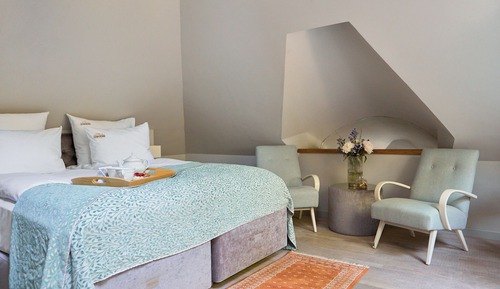 Deluxe Studio, 1 Queen Bed, Kitchenette