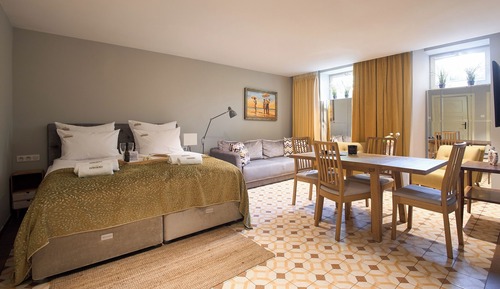 Deluxe Studio, 1 Queen Bed with Sofa bed, Sauna