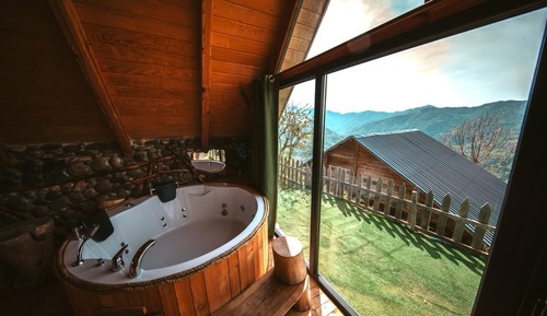 Deluxe Bungalow