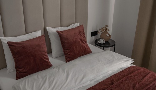 Studio Suite, City View