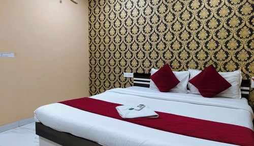Deluxe Double Room, City View