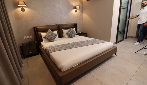 Deluxe Double or Twin Room