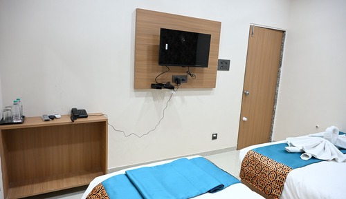 Economy Triple Room