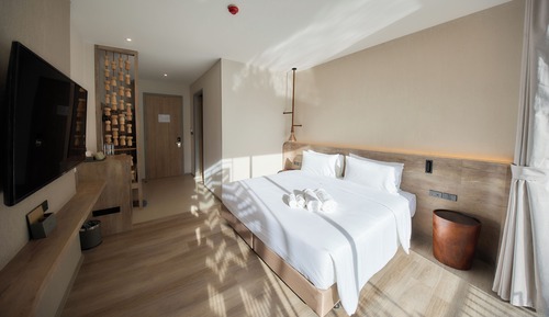 Deluxe Double Room, Pool View