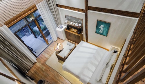 Luxury Suite, 2 Bedrooms, Courtyard View, Mezzanine