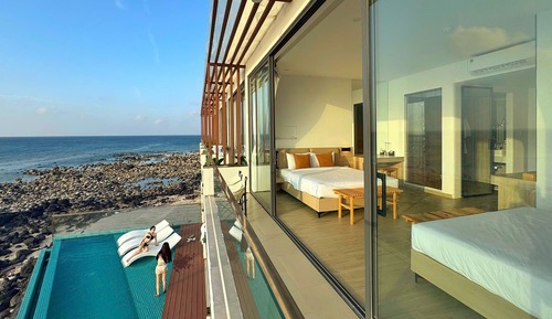 Grand Quadruple Room, 2 Queen Beds, Balcony, Ocean View