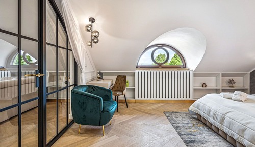 Deluxe Apartment, City View