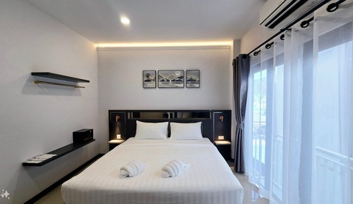 Standard Double Room (No View)