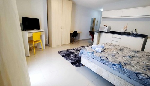 Classic Apartment, City View