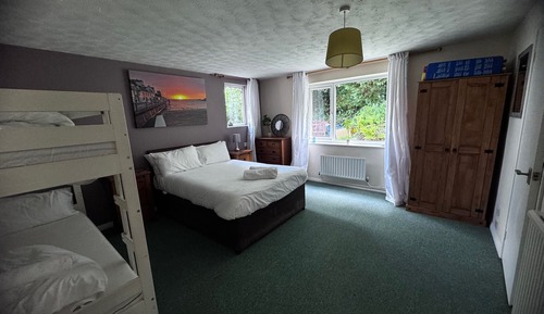One Bedroom Apartment (4 Guest)