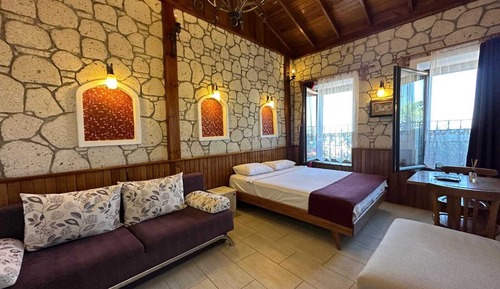 Room, Sea View