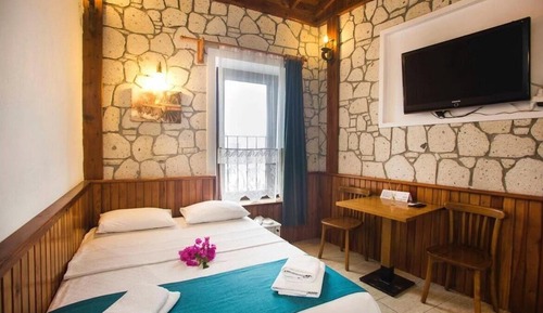 Room, Sea View