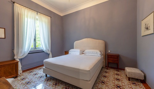 Deluxe Room, Pool View