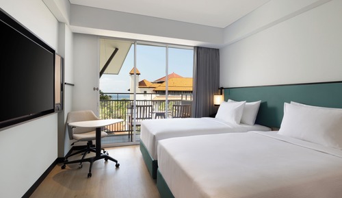 Twin Guest Room with Balcony