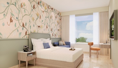 Luxe Queen Room