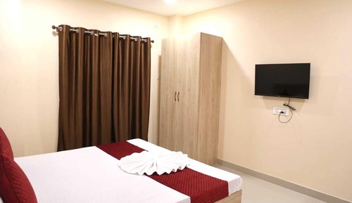 Standard Double Room, City View