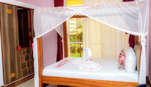 Luxury Suite, Balcony