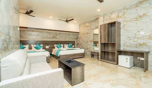 Premium Suite