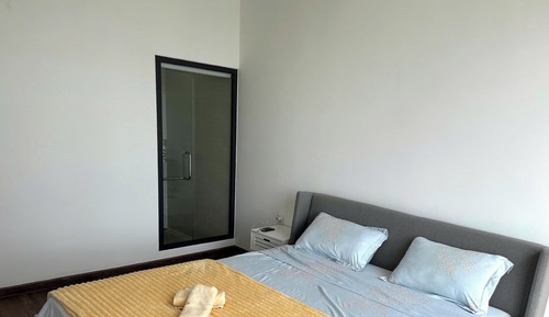 Deluxe Apartment, 1 King Bed, City View