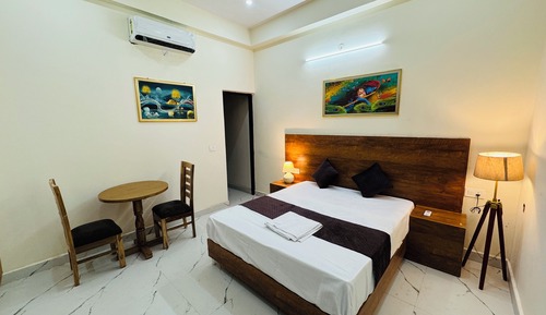 Basic Double or Twin Room