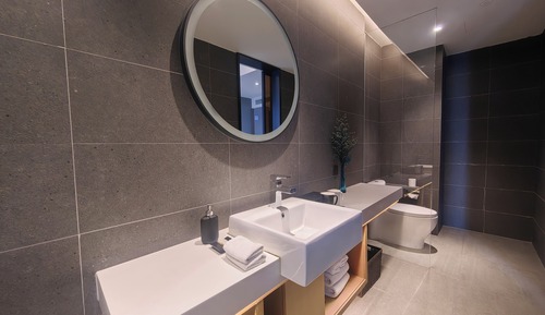 Family Triple Room, City View