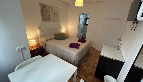 Double Room, Private Bathroom