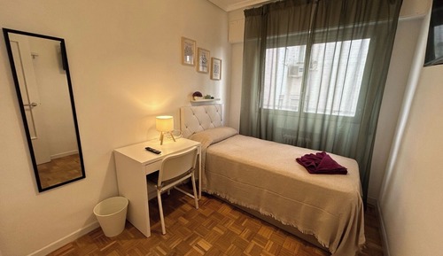 Classic Single Room, Shared Bathroom