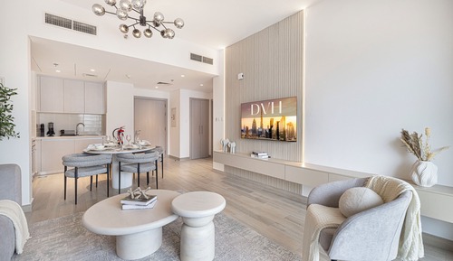 Luxury Apartment, Canal View