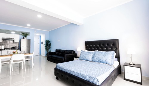 Suite, City View