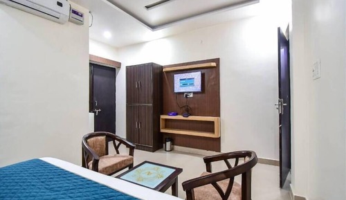 Deluxe Room, Balcony