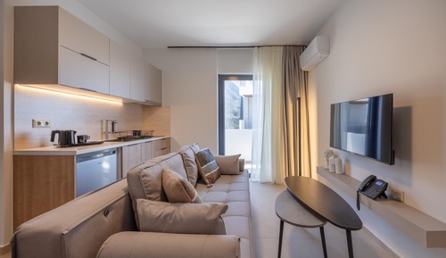 Standard Apartment, Multiple Beds, Non Smoking, Balcony