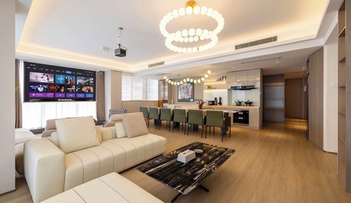 Luxury Apartment, City View