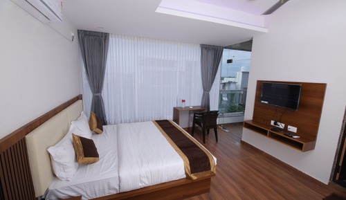 Superior Double Room, Balcony, City View