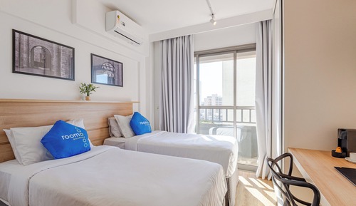 Studio, 2 Twin Beds, City View